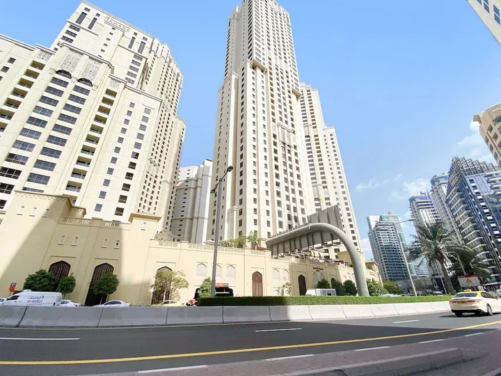 Дубай: WelHome - Waterfront Family-Size Apt With JBR Beach Access