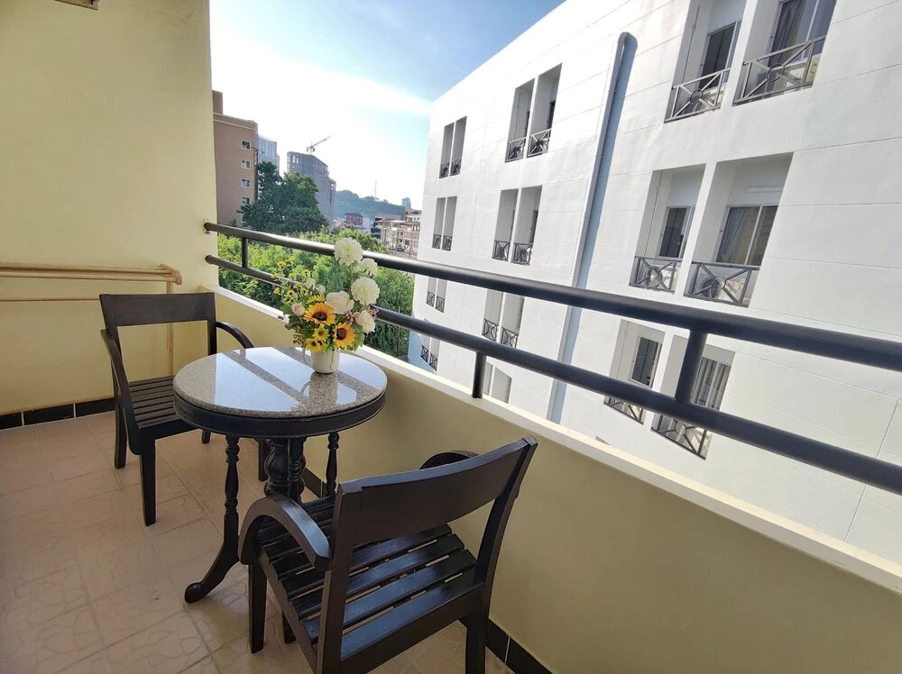 Паттайя: The ChanThong Hotel Pattaya