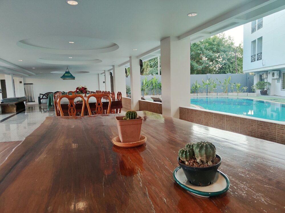 Паттайя: The ChanThong Hotel Pattaya