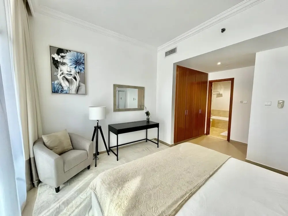 Дубай: Stunning Apartment at Dora Bay Dubai Marina