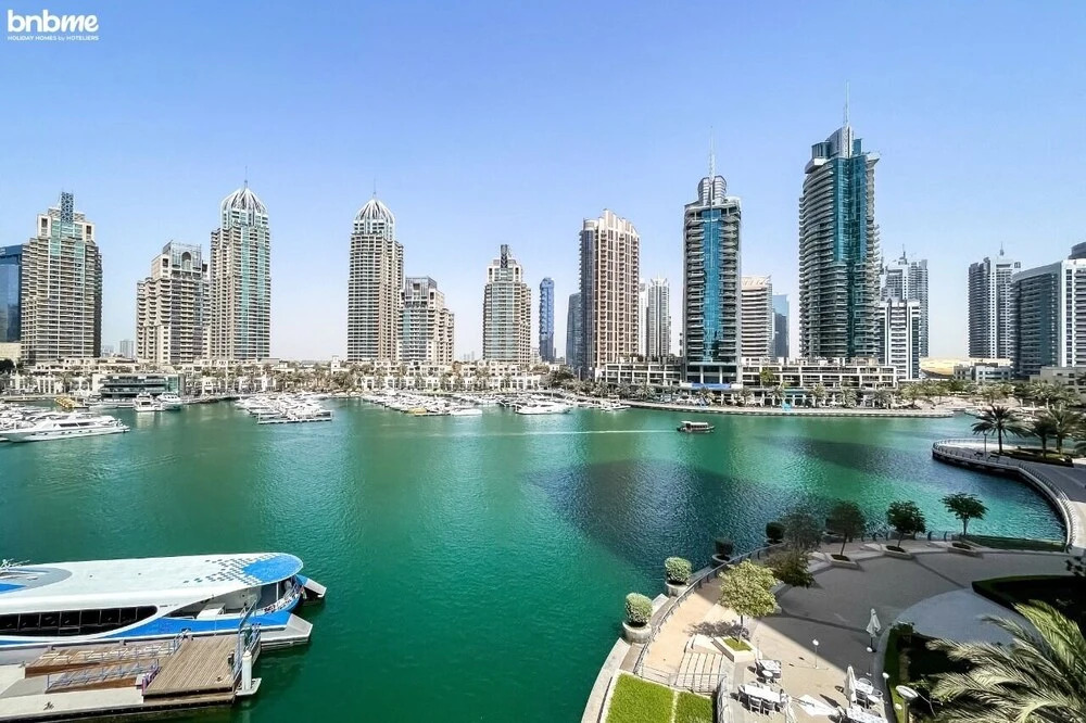Дубай: Scintillating Marina View From 1BR Apt