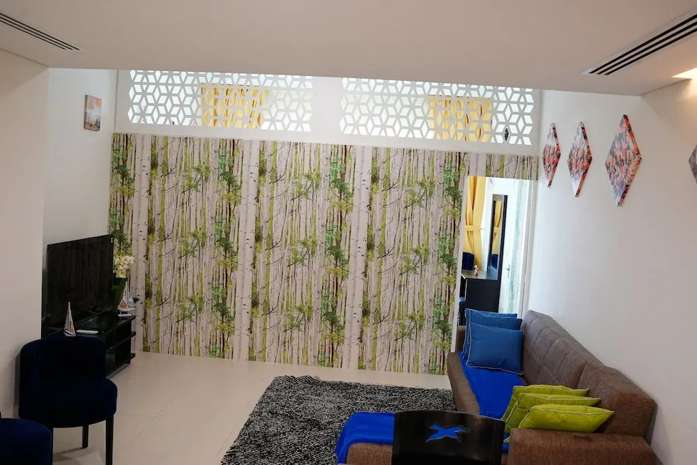 Дубай: Апартаменты Mirdif Hills Apartaments