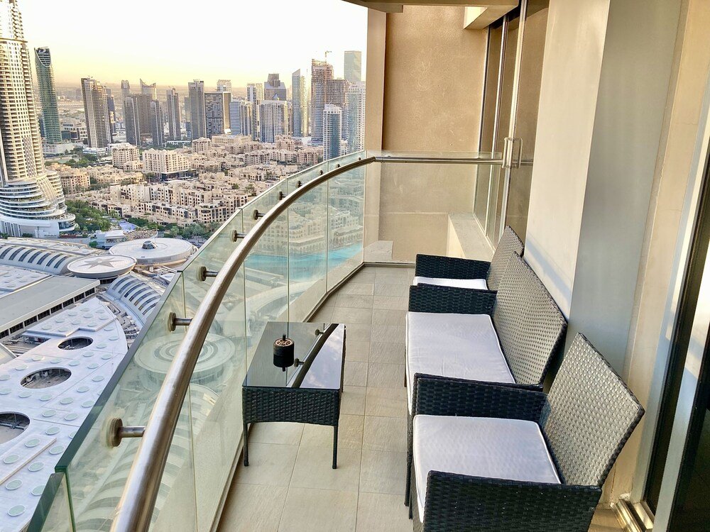 Дубай: SuperHost - Fabulous Apartment, Minute to The Dubai Mall | Address Dubai Mall