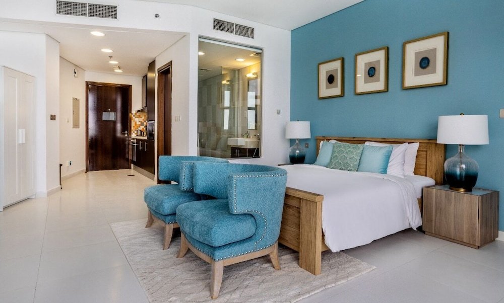 Дубай: Luxurious Apt In The Palms Sea View Bnbmehomes