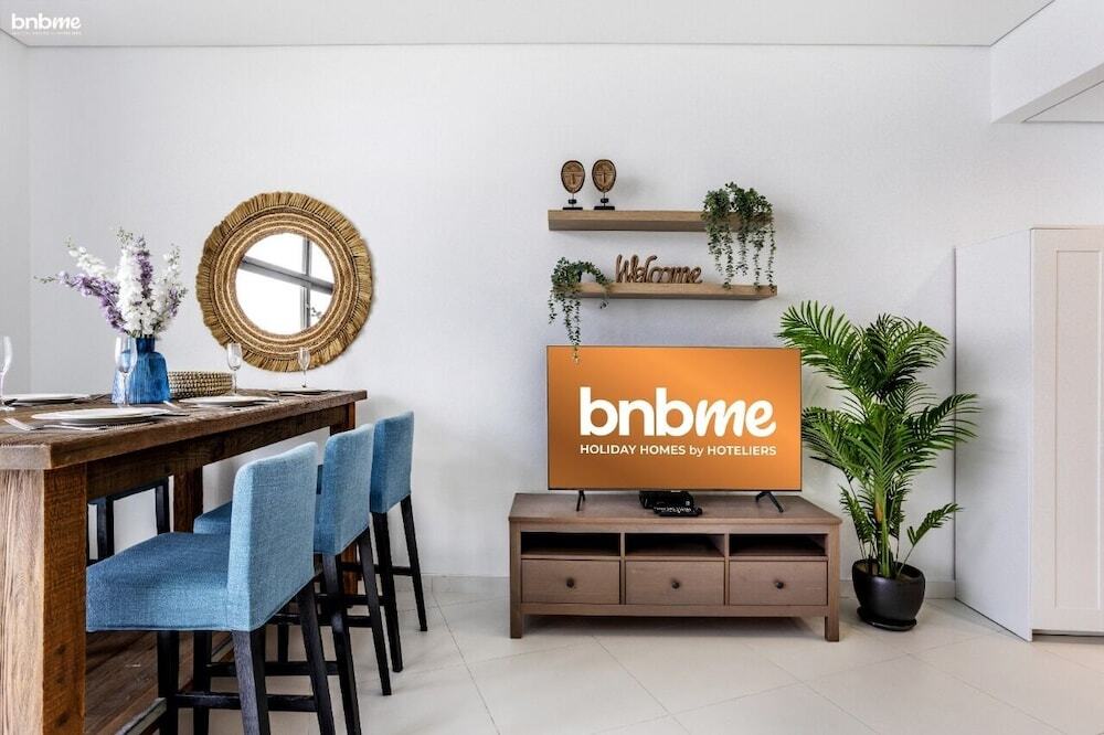 Дубай: Luxurious Apt In The Palms Sea View Bnbmehomes