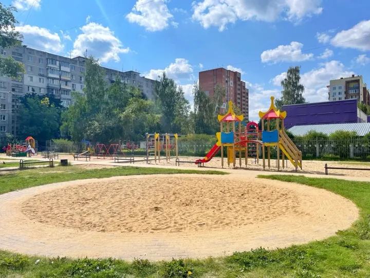 Нижний Новгород: Апартаменты на Мещерском бульваре 9