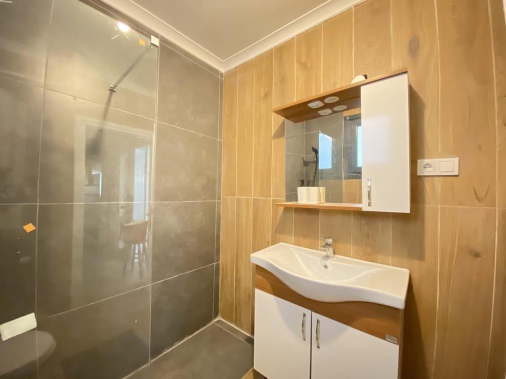 Missafir Stylish Flat Near Shopping Malls in Sisli — фото 1