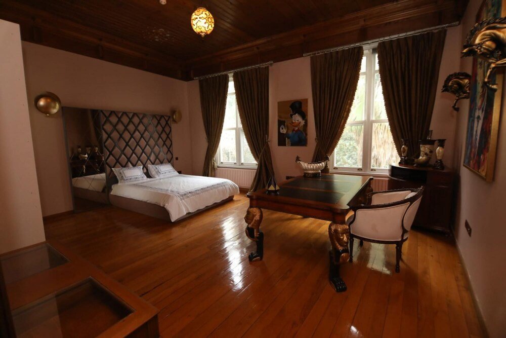 Стамбул: Luxury Pavilion With Bosphorus View in Beylerbeyi