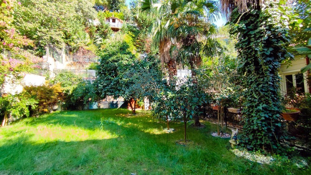 Стамбул: Luxury Pavilion With Bosphorus View in Beylerbeyi