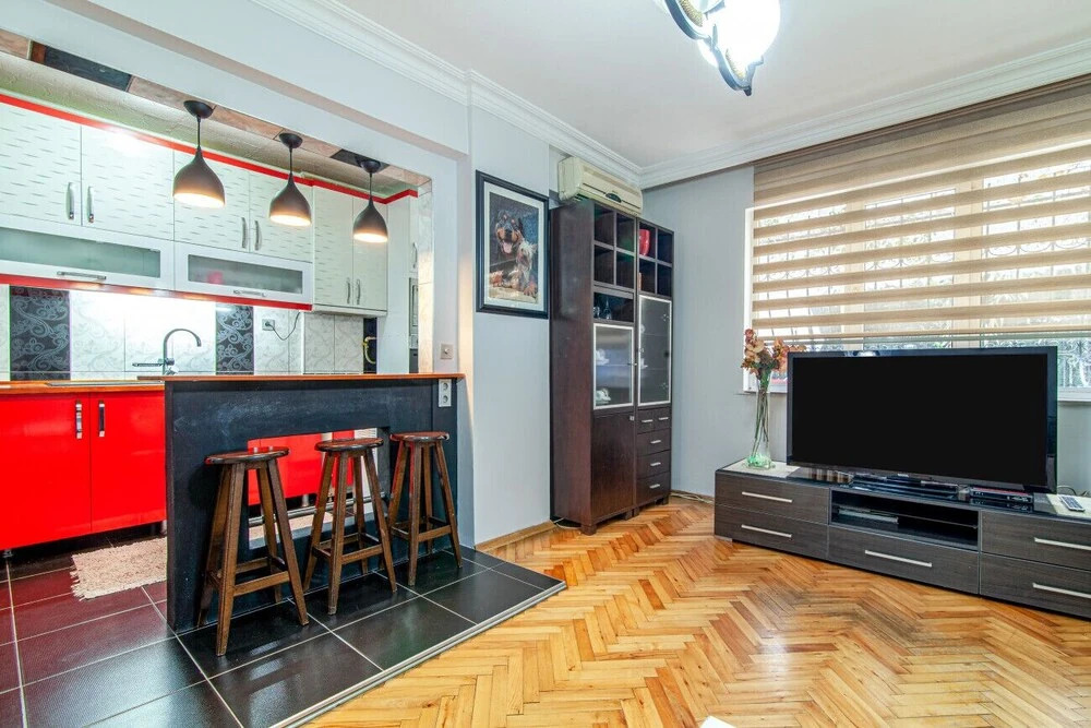 Wonderful Apartment Close to Malls in Sisli — фото 2