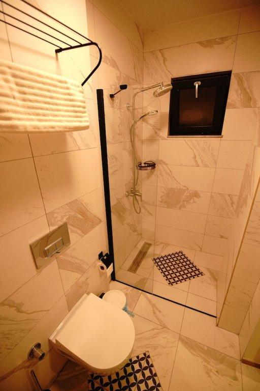 Бозджаада: Achilles Bozcaada
