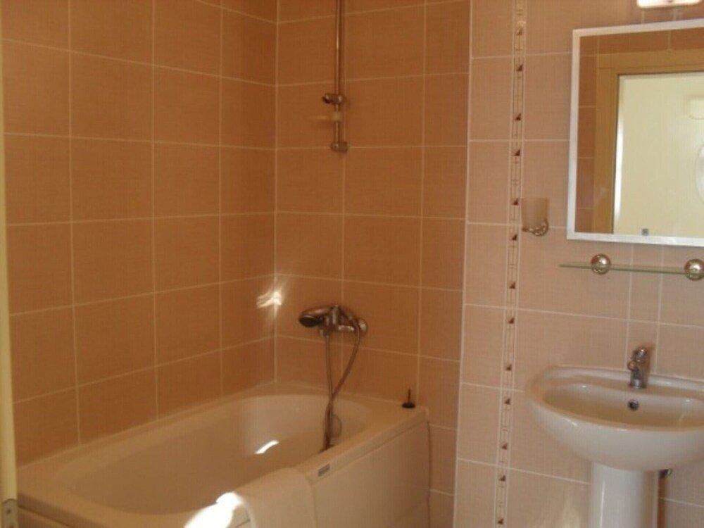 Капикири: Aegean Cost Luxury 4-Bed Duplex or affordable