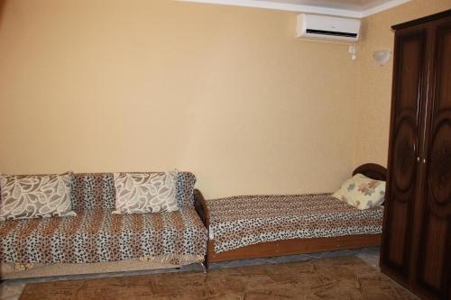 Лазаревское: Guest house Diana