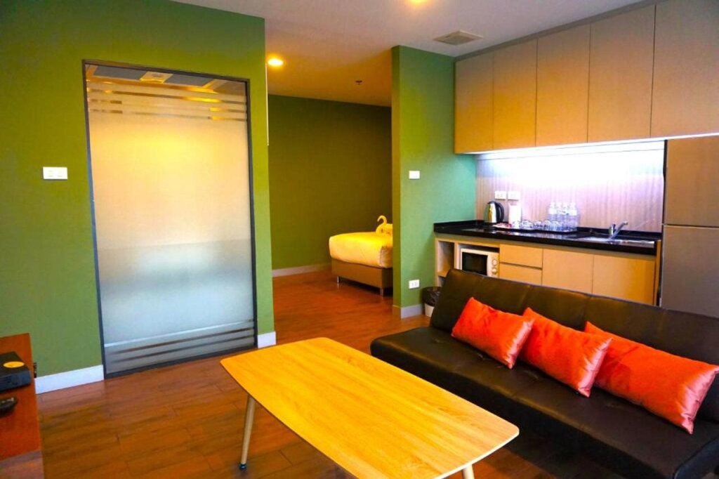 Бангкок: Nest n Rest Hotel