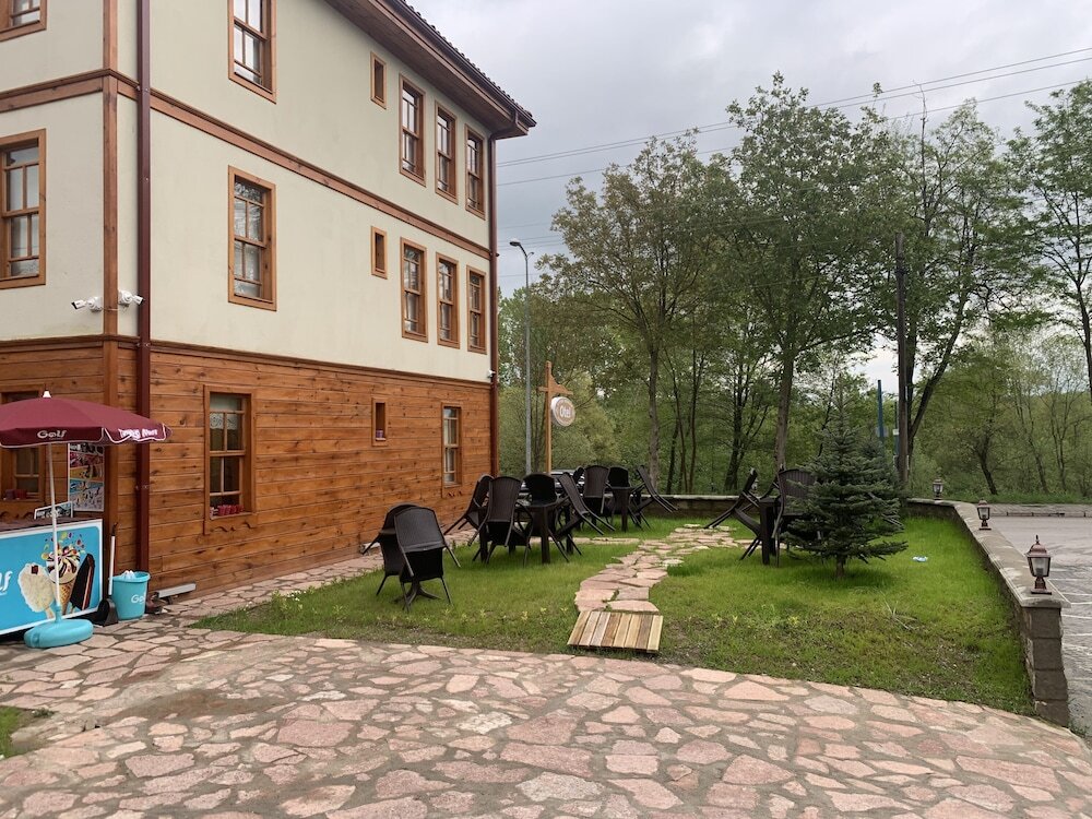 Бартын: Utku Konağı