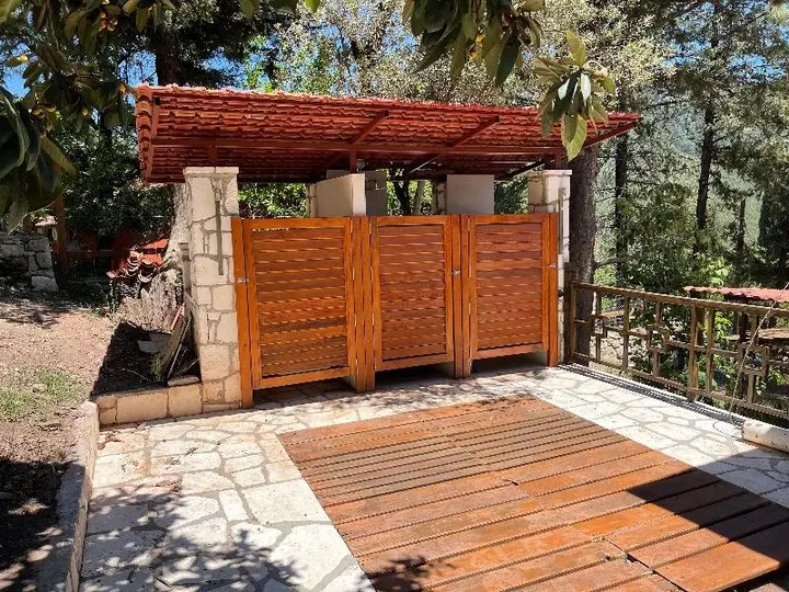 Кумлуджа: Trinitys Forest Bungalows