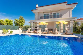 Дальян: Villa Ozcelik