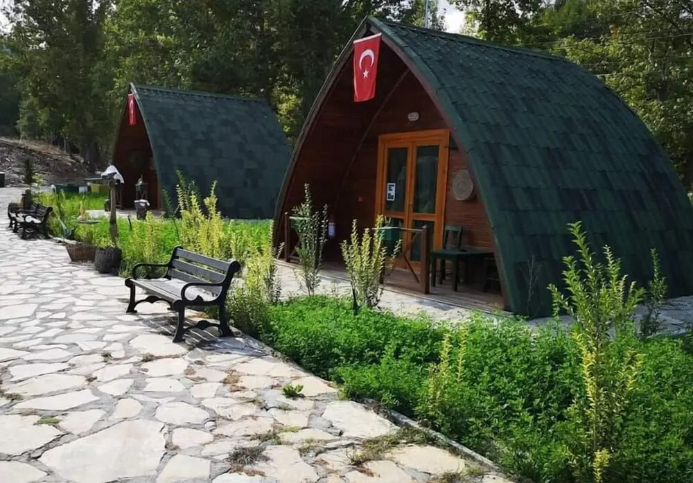 Эрменек: Zeyve Lavanta Tatil Köyü