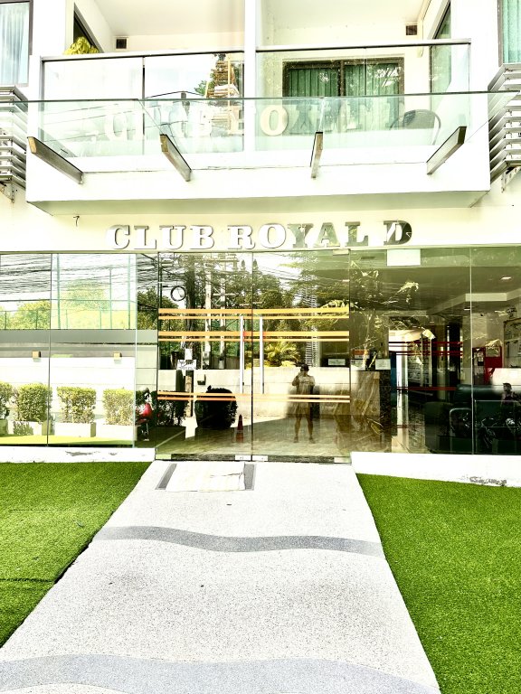 Паттайя: Апартаменты Club Royal Wongamat