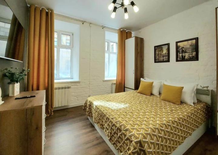 Санкт-Петербург: Апартаменты RoomyRoom Самоцвет