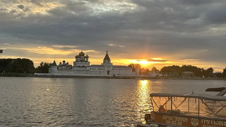Кострома: Апартаменты у Губернского