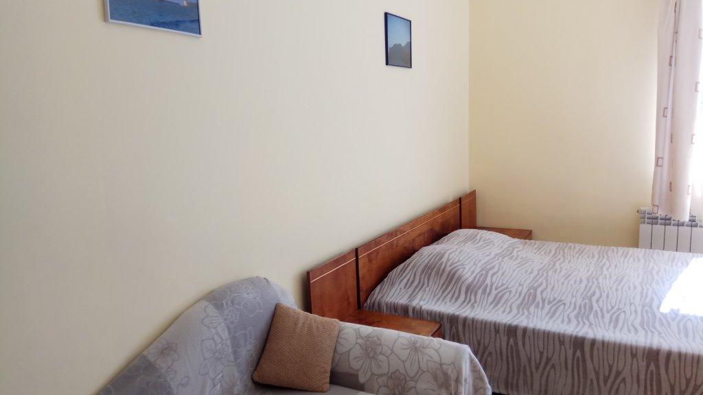 Севастополь: Guest House Rebekka