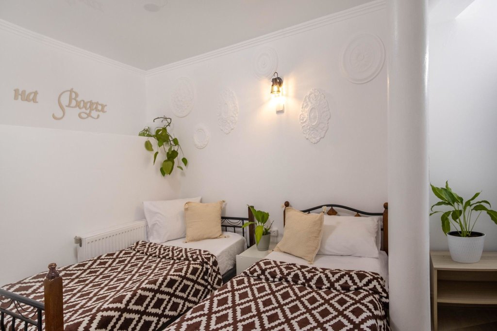 carousel image 3