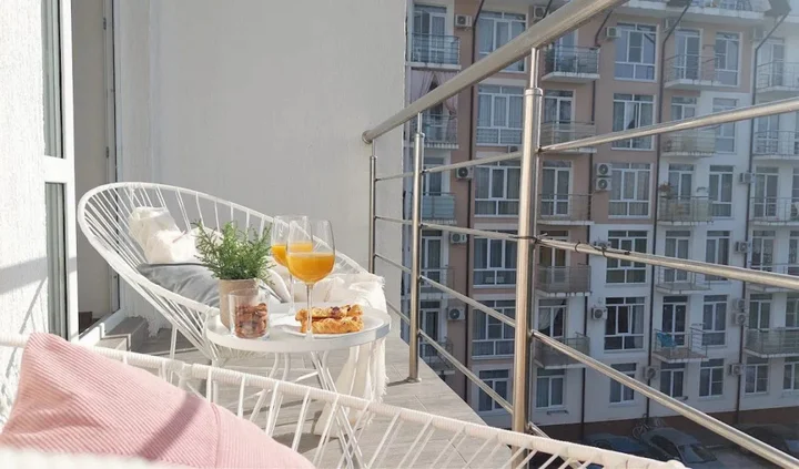 Сириус: ЖК Лето Deluxe Apartment