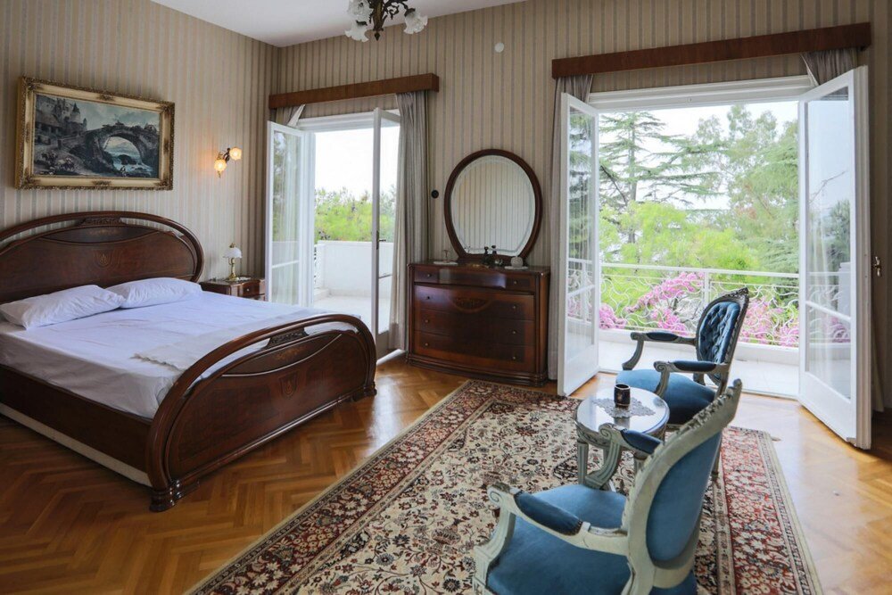 Бююкада: Luxury Mansion in the Heart of Prince Island