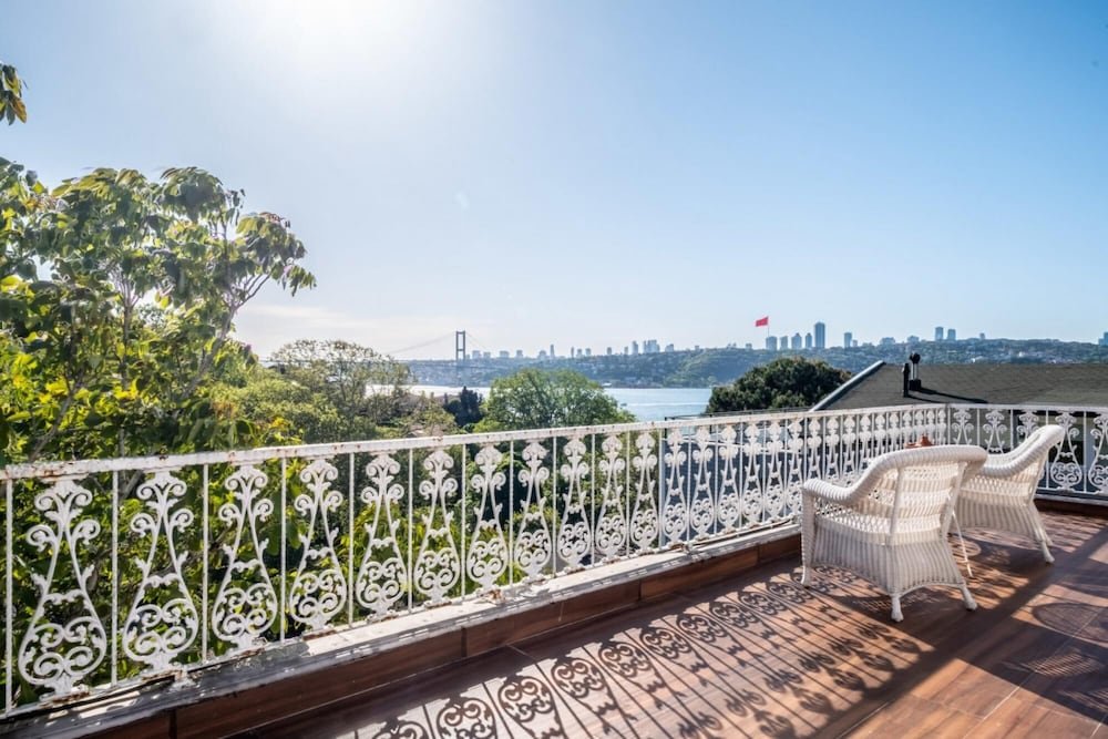 Luxurious Villa With Bosphorus View in Cengelkoy — фото 1