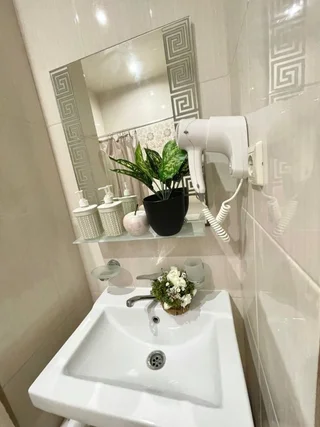 Саратов: Отель Deluxe