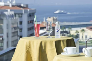 Измир: Hotel Katipoglu