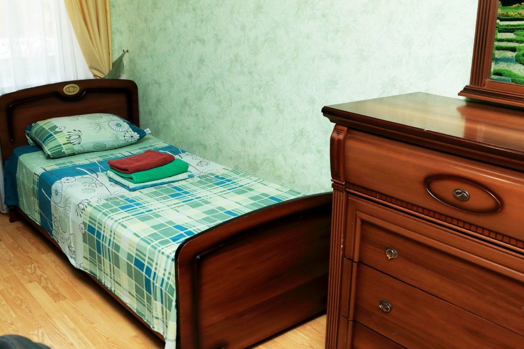 Калуга: Апартаменты Right Room трехкомнатные на улице Баррикад 8