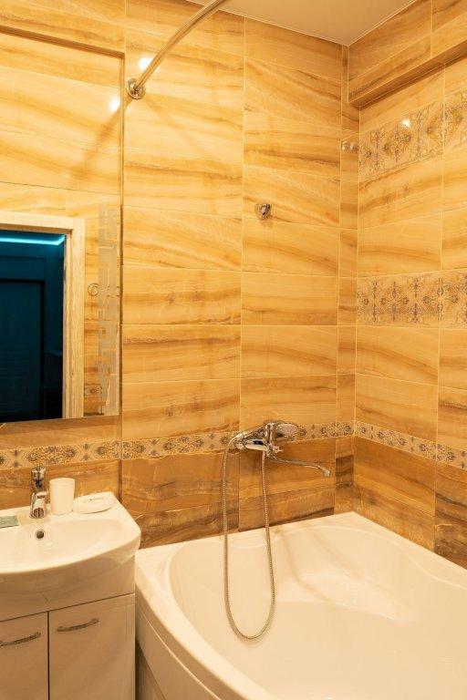 Калуга: Апартаменты Right Room однокомнатные люкс на улице Пухова 56