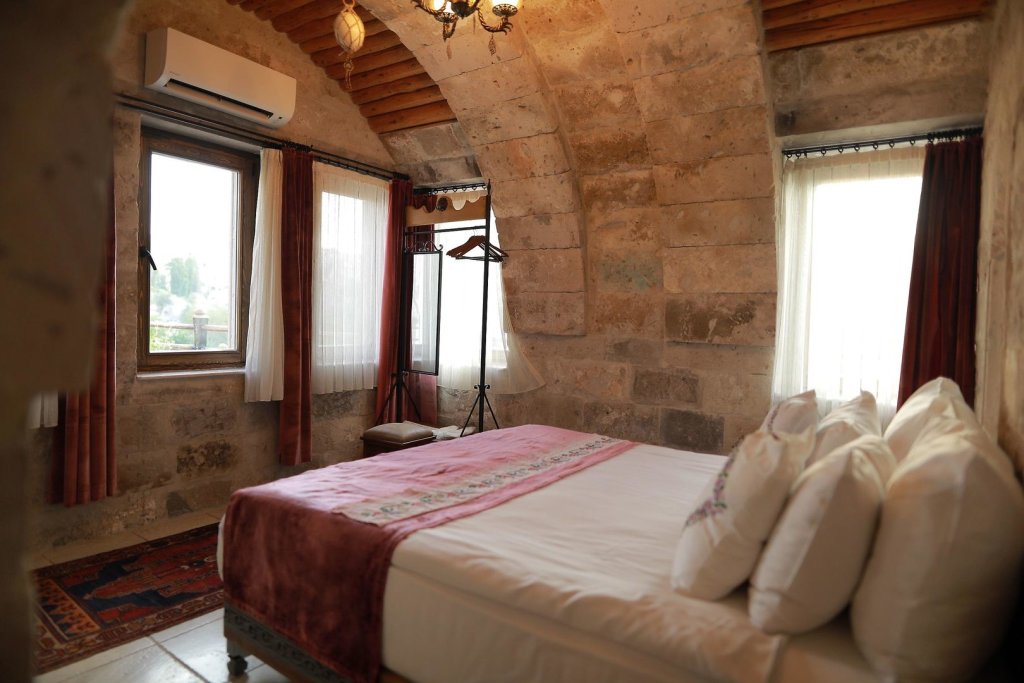 Гёреме: Şah Saray Cave Suites