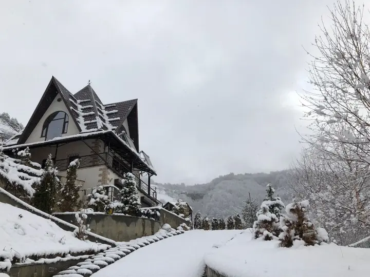 Кисловодск: Гостевой дом Mountain Cottage