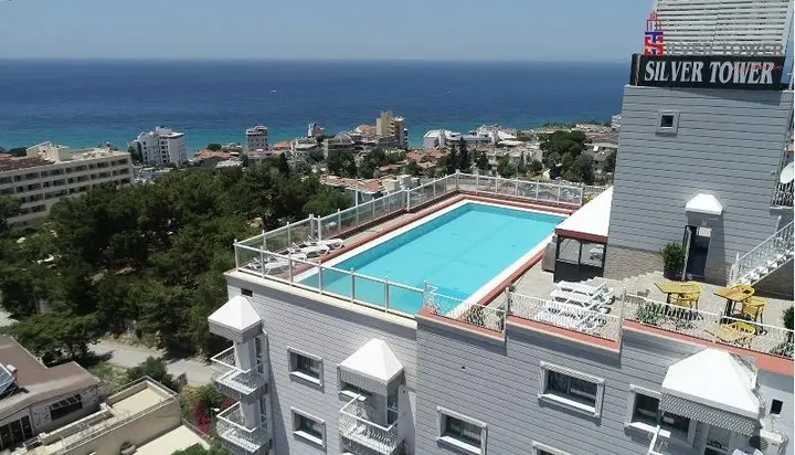 Кушадасы: Silver Tower Residence Family Suites