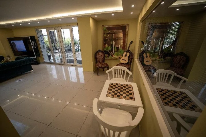 Кушадасы: Silver Tower Residence Family Suites