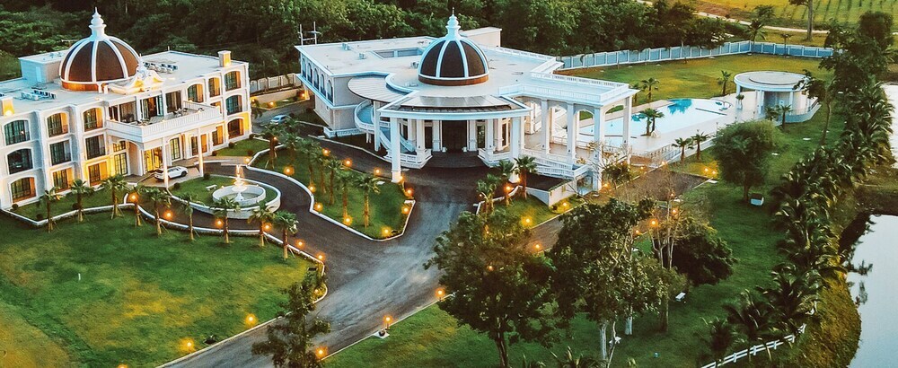 На Чом Тхиан: Grand Lord Hotel& Residence