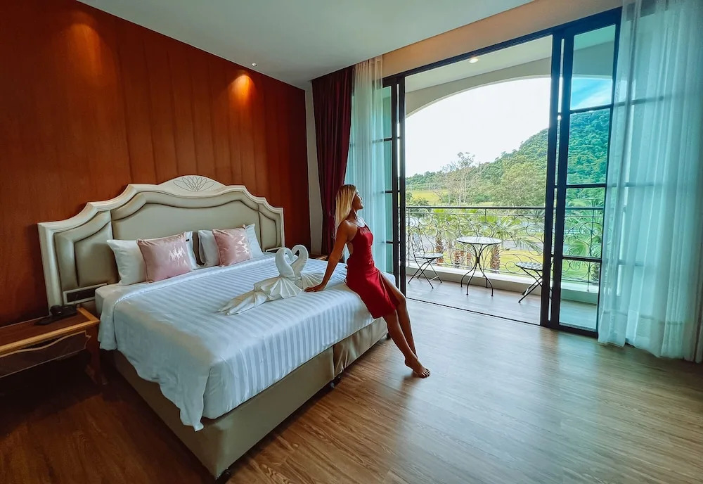 На Чом Тхиан: Grand Lord Hotel& Residence