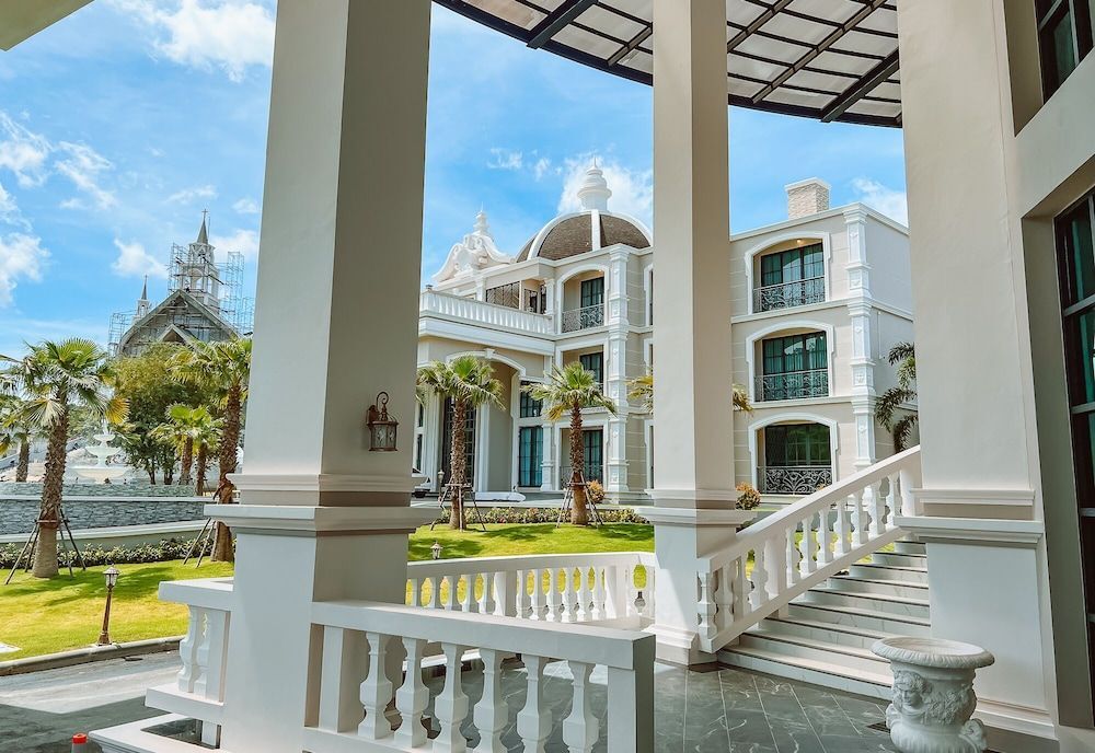 На Чом Тхиан: Grand Lord Hotel& Residence