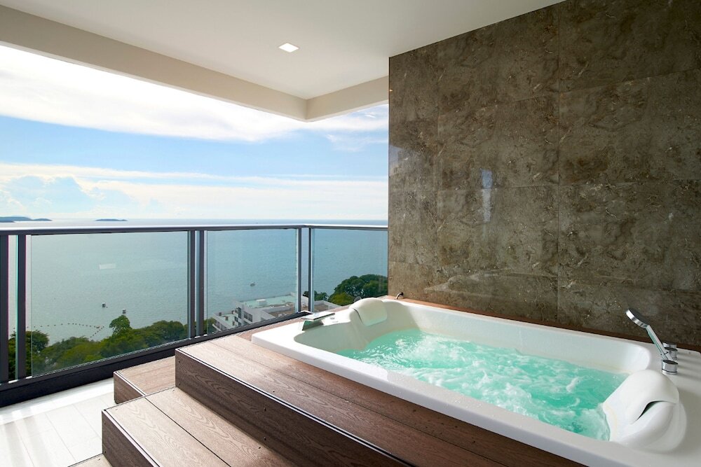 Паттайя: The Elysium Pratumnak Pattaya - By SHG