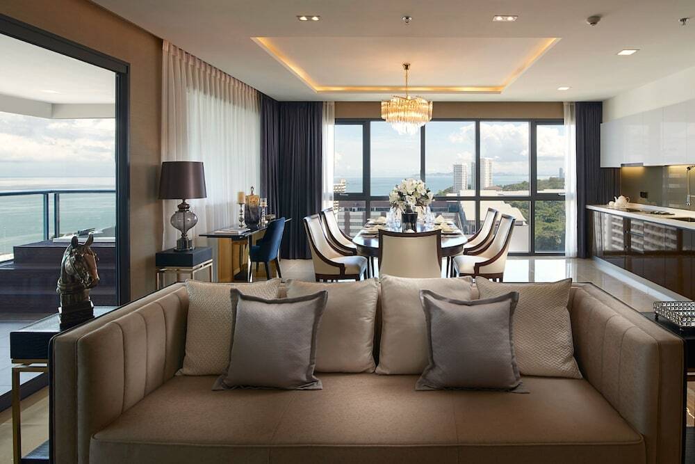 Паттайя: The Elysium Pratumnak Pattaya - By SHG