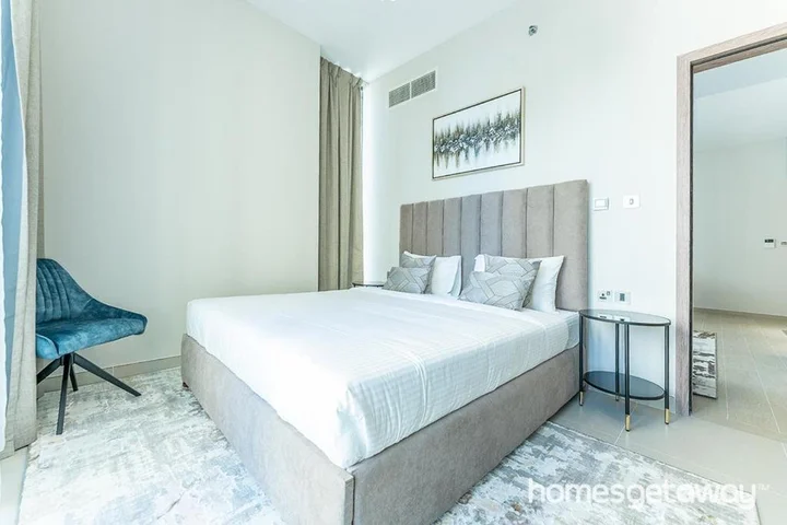 Дубай: HomesGetaway Dubai Marina LIV Residence 2BR Apartment with Marina view