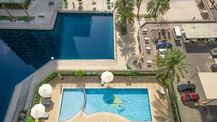Дубай: Homesgetaway - JLT Lake Views 1BR
