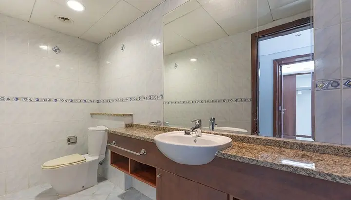Дубай: Homesgetaway - JLT Lake Views 1BR