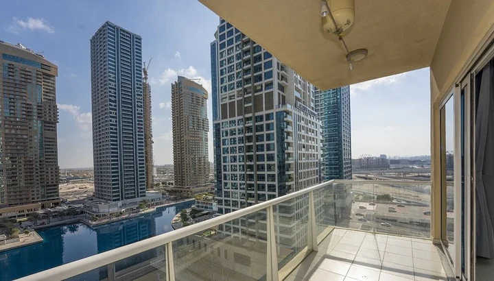 Дубай: Homesgetaway - JLT Lake Views 1BR