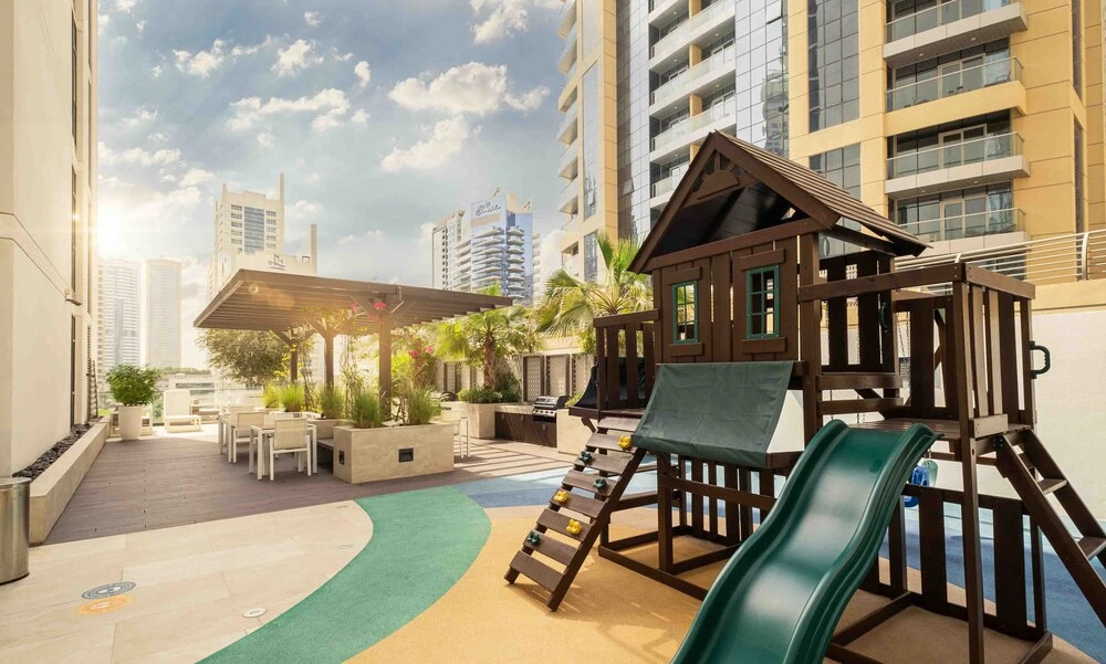 Дубай: LUX - Contemporary Suite Dubai Marina