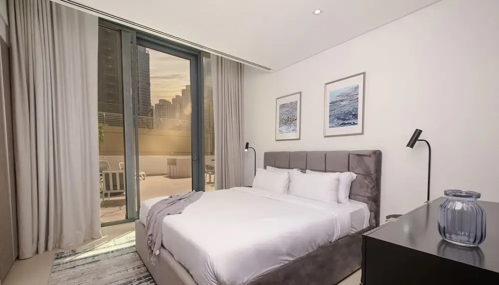 Дубай: LUX - Contemporary Suite Dubai Marina