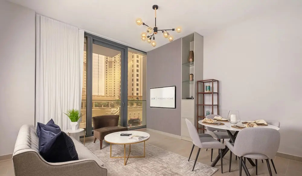 Дубай: LUX - Contemporary Suite Dubai Marina